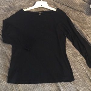 Black scoop neck 3/4 length sleeve
